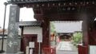 赤門のお寺