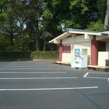 常磐神社駐車場とトイレ