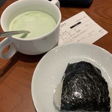 羽田のおにぎりはややおいしくなったが。。。