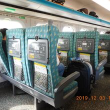 座席も日本と同じ感じで利用出来ます