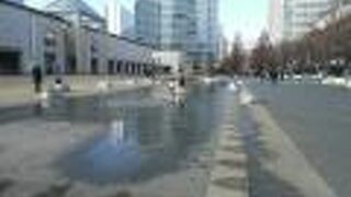 『海』をテーマにデザインを展開