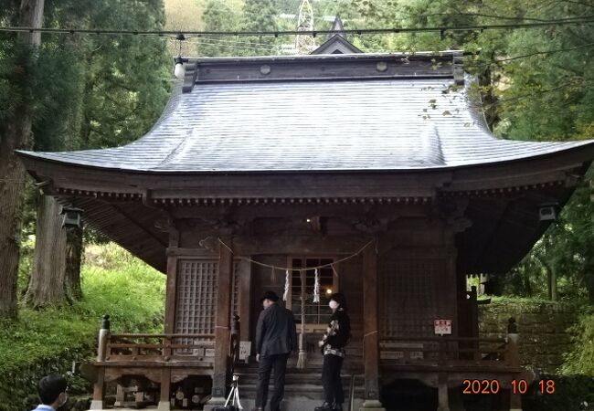 五箇山内の小さな神社