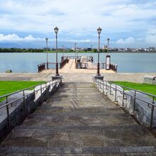 レイクタウン大芝生広場