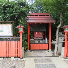 才色兼備の宣伝の割に小さな社