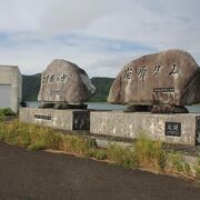 地図で見てもやはり大きなダムです