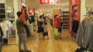 旧正月シーズンのユニクロ (セントラルワールド店)