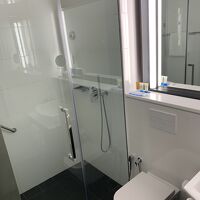 バスタブ無しのシャワーブースです。新しくてキレイです。