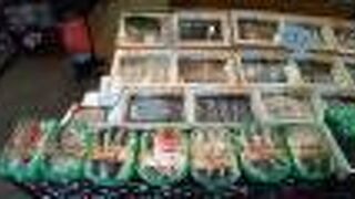 アジ・イカの干物が値段も手頃で、美味しく、お土産にもってこい