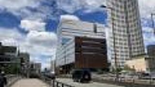 夜はライトアップされて綺麗だそうです