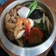 五目釜めし(1500円)