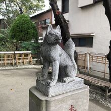 神社のお守りの狛犬