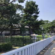 野島公園内にあります。