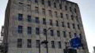 古ぼけた外観である意味本当の門司港レトロ