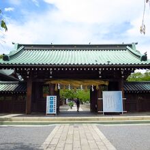 総門 / Shrine gate