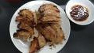 餃子激戦区の人気店