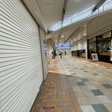 朝のエキュート品川