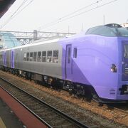 2021年夏は261（260）系の”ラベンダー編成”で運行されました