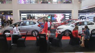 驚きのショッピングセンター