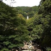 かなり山奥にある滝