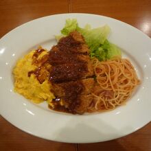 人気のトルコライスですか？