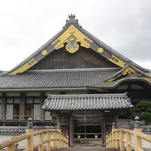 宇和島市立簡野道明記念吉田町図書館