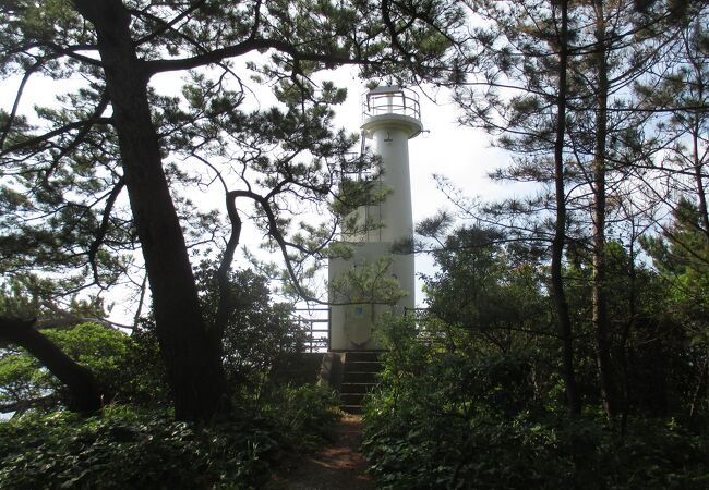 虎ヶ崎燈台がありました。