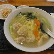 ワンタン麺をいただきました