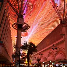 天井の電飾