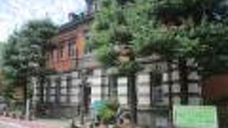 赤れんが郷土館