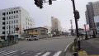 会津若松駅前から飯盛山に向かう通り