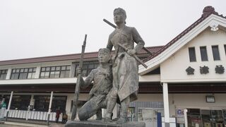 まだまだ観光地の雰囲気がない場所なので