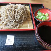 腰のある蕎麦は絶品