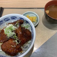 みそかつ丼１０００円