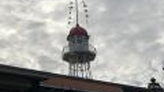 赤い屋根がかわいい。