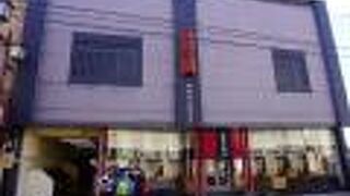 外観は比較的カジュアルな印象です