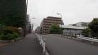 大横川にかかる橋の一つです。