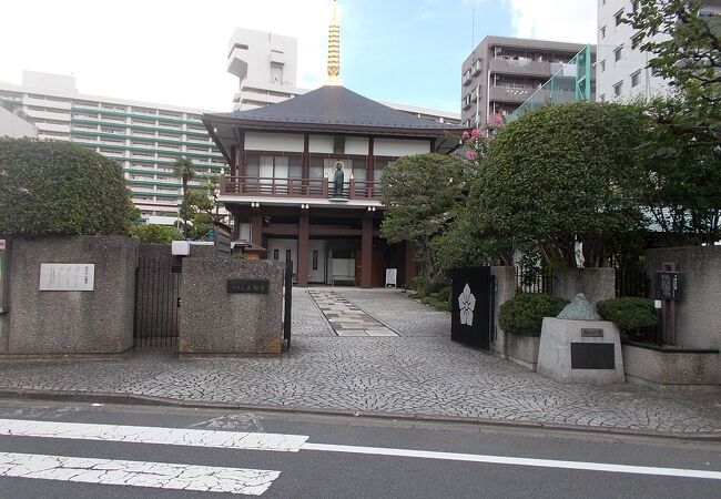 隅田区の北のエリアにある寺の一つです。