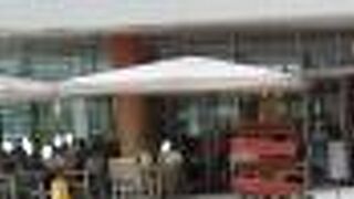 横浜ベイクォーター店色々使えるお店です。