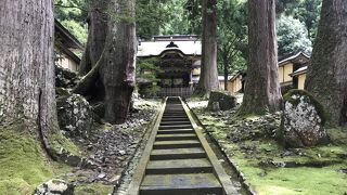 神聖な禅の修行寺