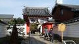 小野篁が冥界へ通ったと伝わる六道珍皇寺