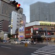 地元の人が利用する商店街