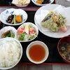 ひしこの天ぷら定食(1100円)を注文しました。