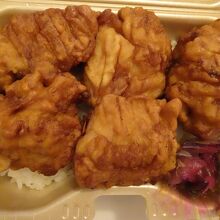 秋田しょっつる唐揚げ弁当