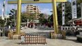 いつのまにか鳥居が金色