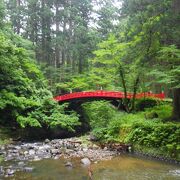 。昔、三山詣での際には必ず祓川の流れに身を沈めてから三山へ入った