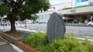 昼と夜では印象が異なります