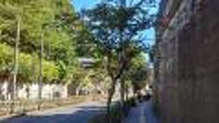 かなりの傾斜があります。