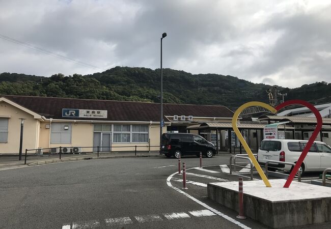 紀勢本線箕島駅：有田市の中心駅