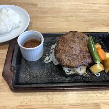 黒毛和牛100%ハンバーグ