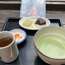 あんこ・きな粉のちから餅と抹茶のセット